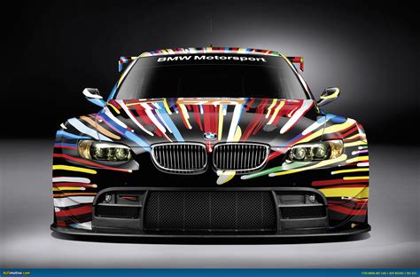 BMW Art Car kolekcijos nuotrauka