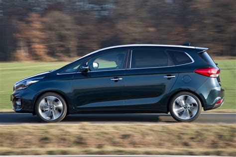 Kia Carens III 1.7 CRDi M automobilio nuotrauka iš priekio