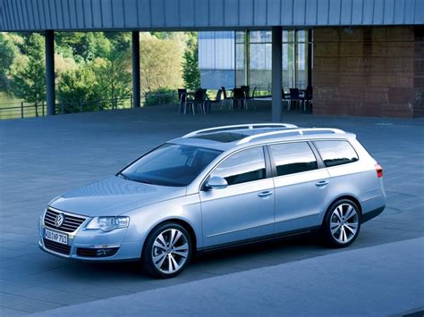 Volkswagen Passat B6 universalo (Variant) šoninis vaizdas ir interjero erdvės vizualizacija