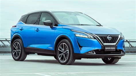 Nissan Qashqai miesto aplinkoje