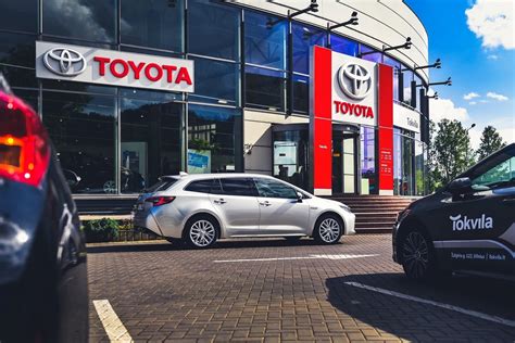 Toyota automobilių atstovybės ir serviso centro vizualizacija