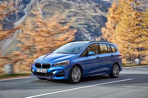 BMW 2 Series Gran Tourer interjero nuotrauka su erdvia salono erdve