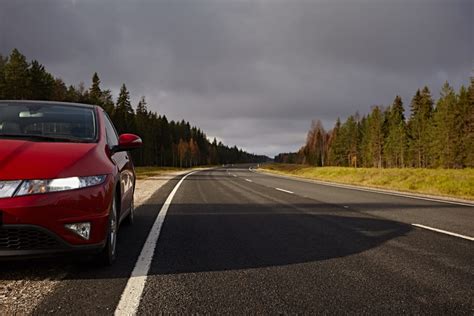 Tematinė nuotrauka su įvairiais automobiliniais kilimėliais, tinkančiais Honda automobiliams
