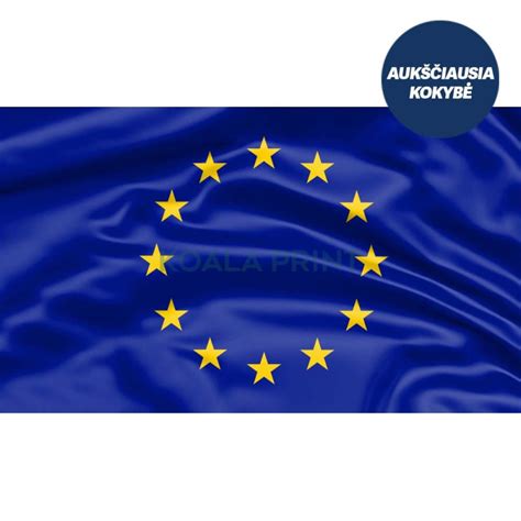 automobilis, vežamas autovežiu į Lietuvą, su Europos Sąjungos vėliava fone