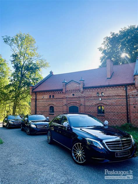 Teminė nuotrauka su automobilių sistemomis ir ekspertu