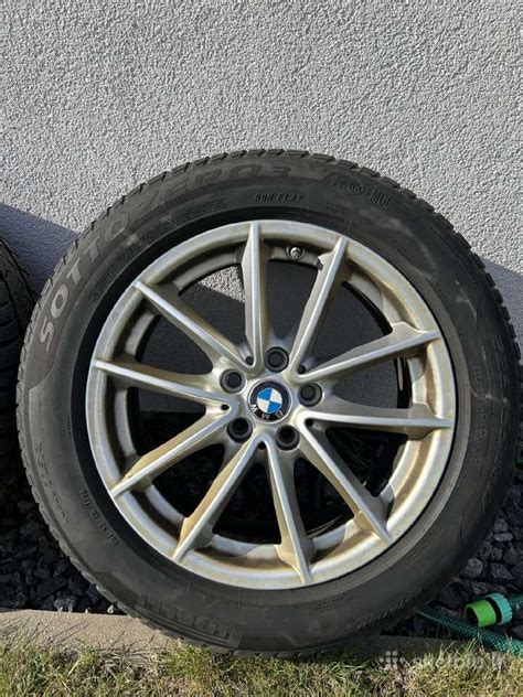 BMW E60 su 18 colių ratlankiais