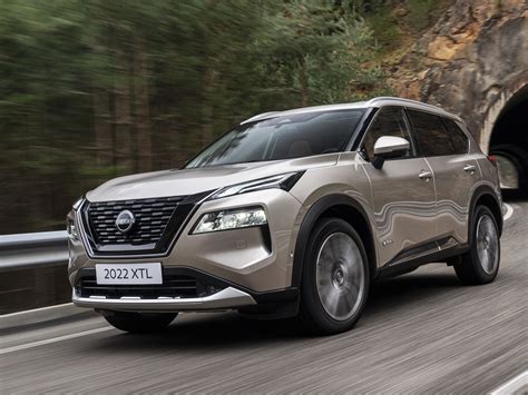 Infographic: Nissan X-Trail aksesuarų garantijos ir įrengimo kelias