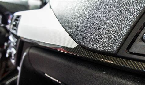 automobilio salono apdailos atnaujinimo pavyzdys (carbon imitacija)