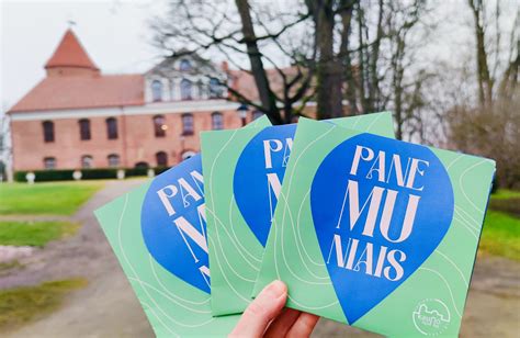 Tematinė nuotrauka, vaizduojanti žemėlapį ir maršruto planavimą