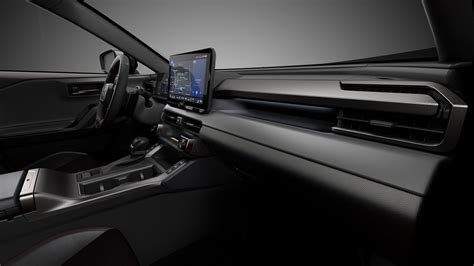 Toyota RAV4 interjeras, pabrėžiantis erdvumą ir patogumą