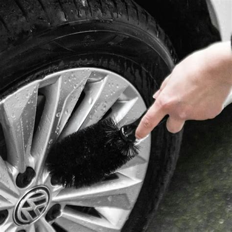 Automobilio ratlankių valymo žingsniai