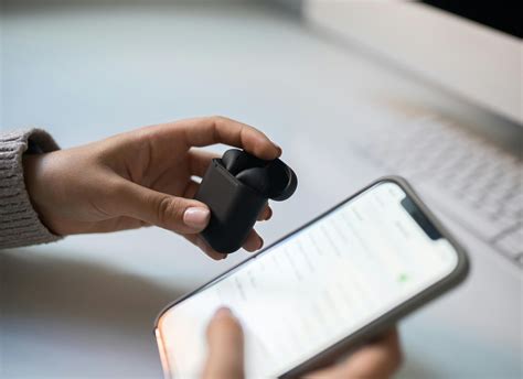 Pavyzdys, kaip atrodo „Bluetooth“ prijungimo meniu automobilio ekrane