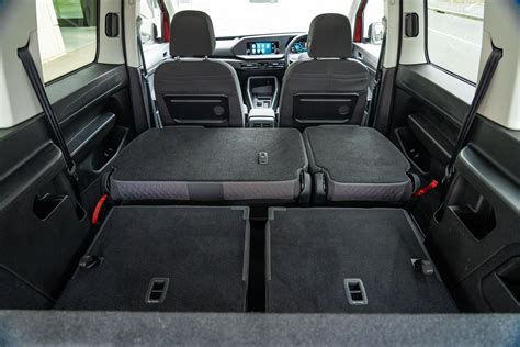 Volkswagen Caddy interjeras su patogiomis ErgoComfort sėdynėmis ir erdve