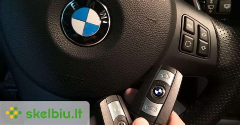 Teminis automobilio BMW raktelio paveikslėlis