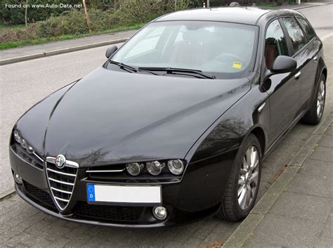 Alfa Romeo 159 1.9 JTD variklio skyriaus nuotrauka