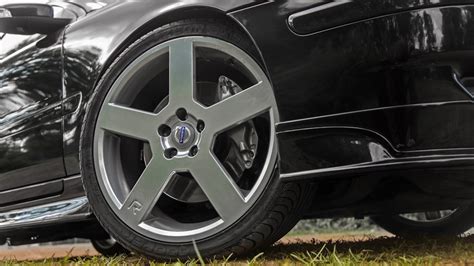 тематическое фото литых дисков на Volvo V70