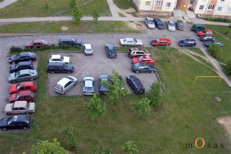 Teminis automobilio parkavimo aikštelės Smiltynėje foto