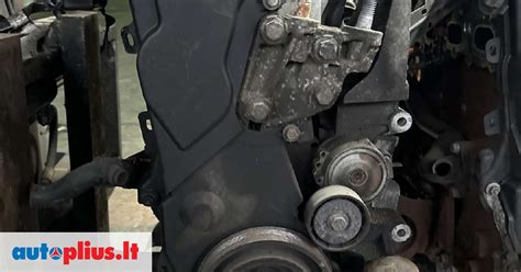 Peugeot 407 variklio dangčio fiksatoriaus detalės nuotrauka
