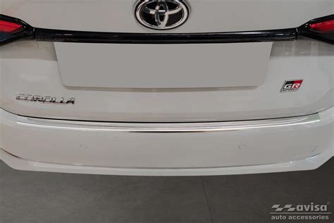 Toyota Hilux galinio kovinio bamperio nuotrauka