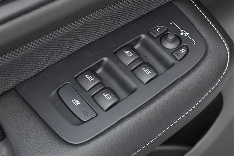Nuotrauka: „Volvo“ raktelio nuskaitymo vieta ant durelių statramstio
