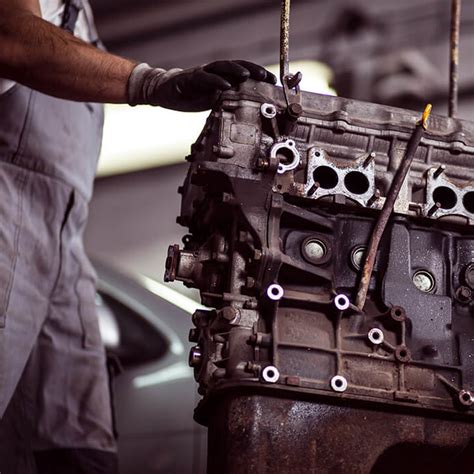 Autoserviso įrenginiai variklio remontui
