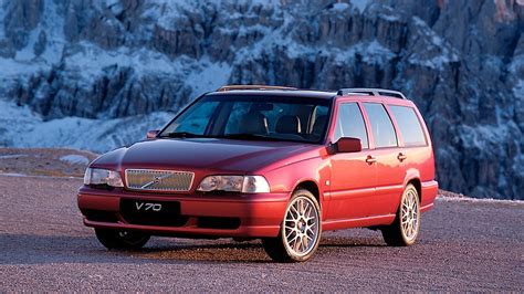 Volvo V70 kėlimo taškų vietos