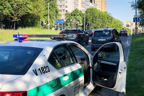 Vairavimo pamoka, automobilis su 