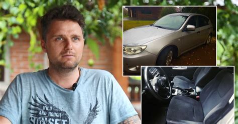 Teminė nuotrauka: žmogus parduoda automobilį supirkėjui