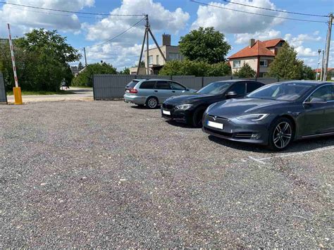 Automobilių pervarymas uosto teritorijoje arba kelte