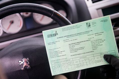 Automobilio registracijos liudijimo ir techninės apžiūros pažymos pavyzdys