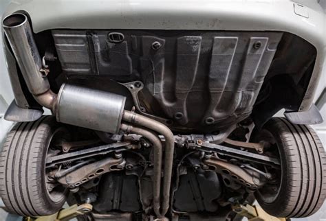 Teminis automobilio išmetimo sistemos gedimų schema