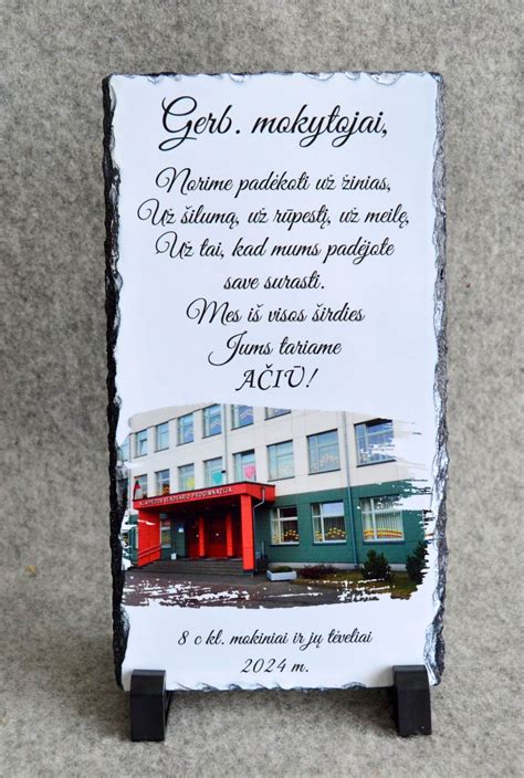 istorinė nuotrauka su Auto ABC mokyklos pastatu arba senu mokomuoju automobiliu Kaune