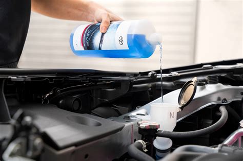 lentelė su priekinio stiklo keitimo kainų diapazonais pagal automobilio modelį