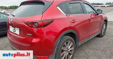 Mazda automobilių modelių iliustracija