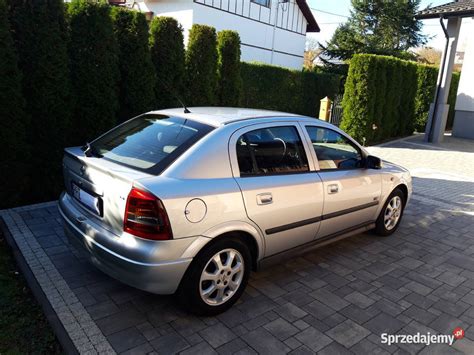 Opel Astra II 1.6 Start automobilio techninių parametrų infografika