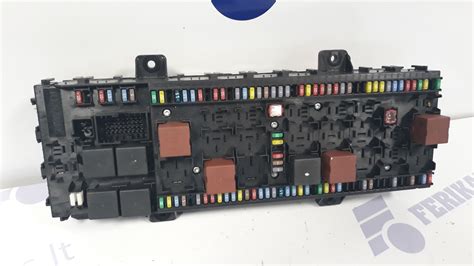 lentelė: „Renault Espace IV“ pagrindinių saugiklių (F1-F25) reikšmės
