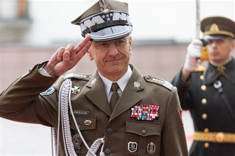 Oficiali l.e.p. generalinio direktoriaus Ryčio Polikausko portreto nuotrauka