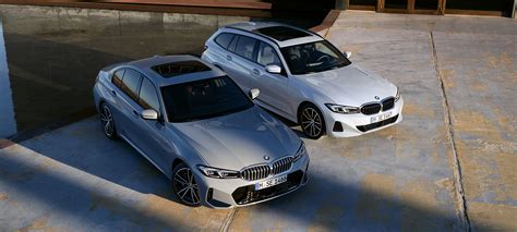 Volvo S60, BMW 3 serijos ir Audi A4 (atitinkamų metų) šoninis palyginimas