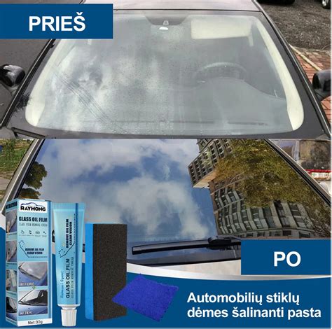 Nuotrauka, iliustruojanti senų klijų likučių šalinimą nuo automobilio lubų pagrindo