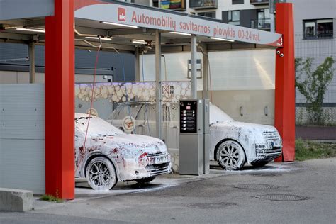 Teminė nuotrauka: automobilių plovykla su akcentu į nuotekų valymo įrenginius