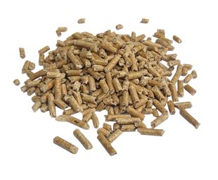 Vizualizacija: skirtingos perdirbtos medžiagos, naudojamos automobilių interjeruose (pvz., plastiko drožlės, audinio tekstūra, medienos granulės)