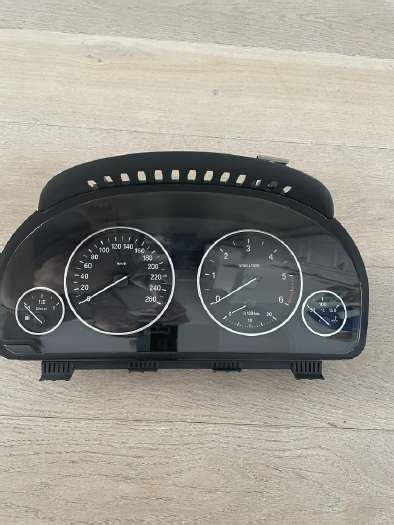 BMW E46 prietaisų skydelio indikatoriai