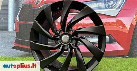 Škoda automobilis su Turbine Style R18 ratlankiais