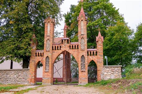 Senųjų Trakų piliavietės maketas arba rekonstrukcijos iliustracija