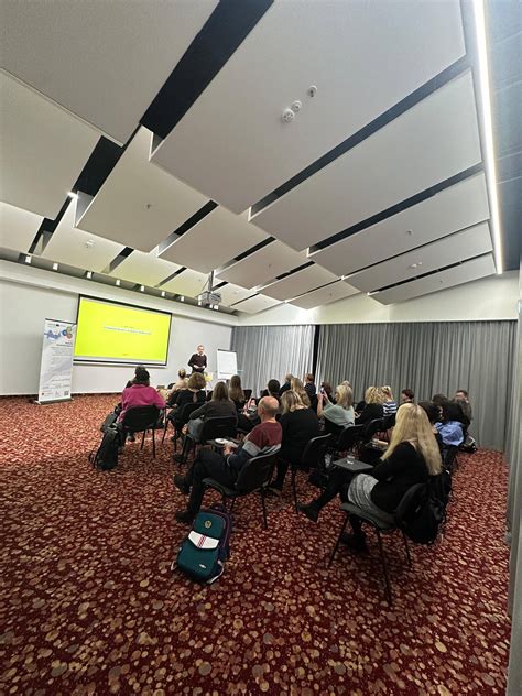Infografika apie B kategorijos mokymų struktūrą