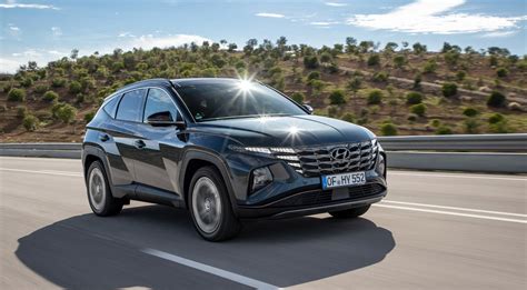 Teminė nuotrauka: įvairių Hyundai automobilių modeliai