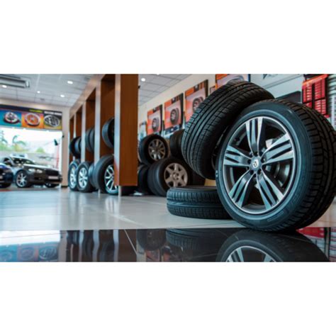 automobilių padangų ir ratlankių asortimento nuotrauka