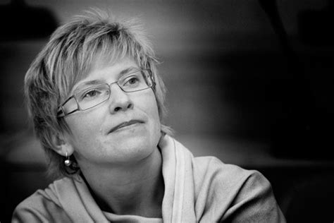 Teminė iliustracija apie automobilių nuomą ir mokesčius