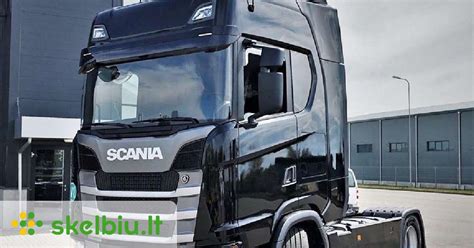 Įvairūs sunkvežimiai, skirti tolimųjų reisų vairuotojams Norvegijoje