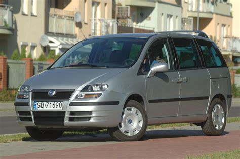 Tematinė Fiat Ulysse II iliustracija